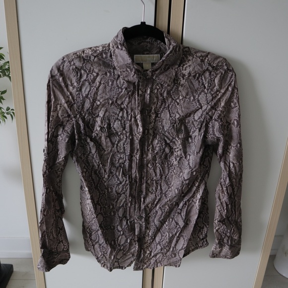 Michael Kors button up shirt - Picture 2 of 2